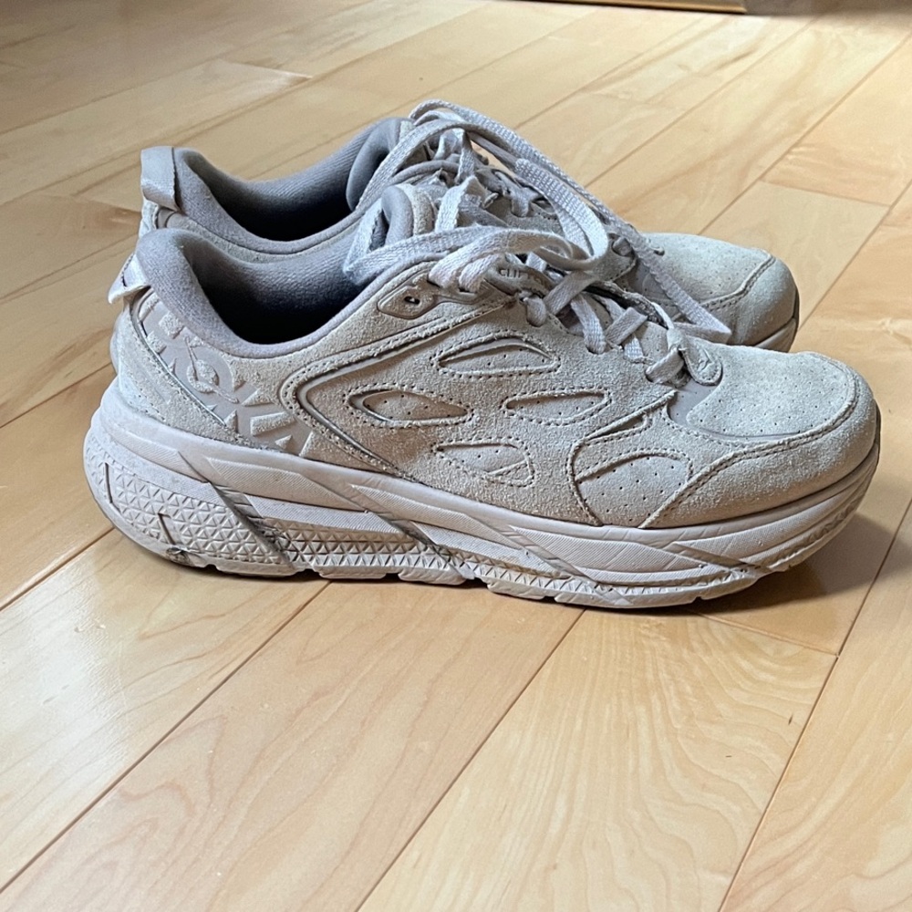 Hoka One One Women's Cream Sneakers